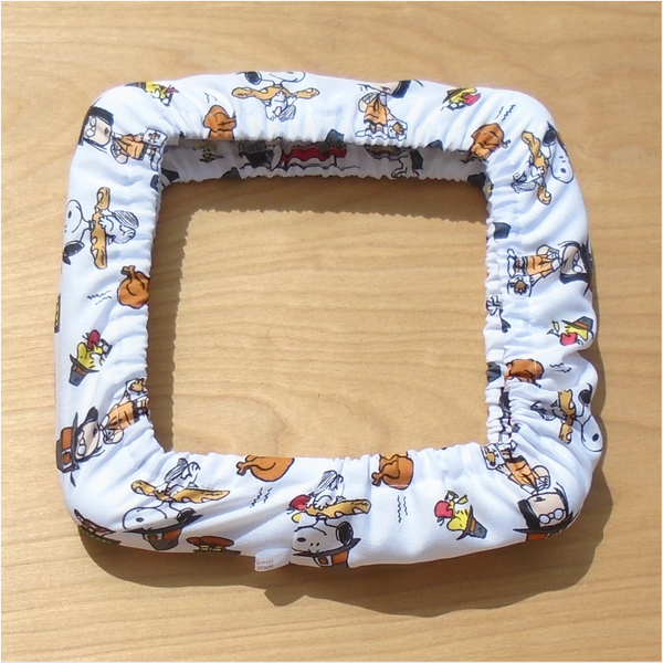 QSnap Grime Guard made with Peanuts Thankful Fabric